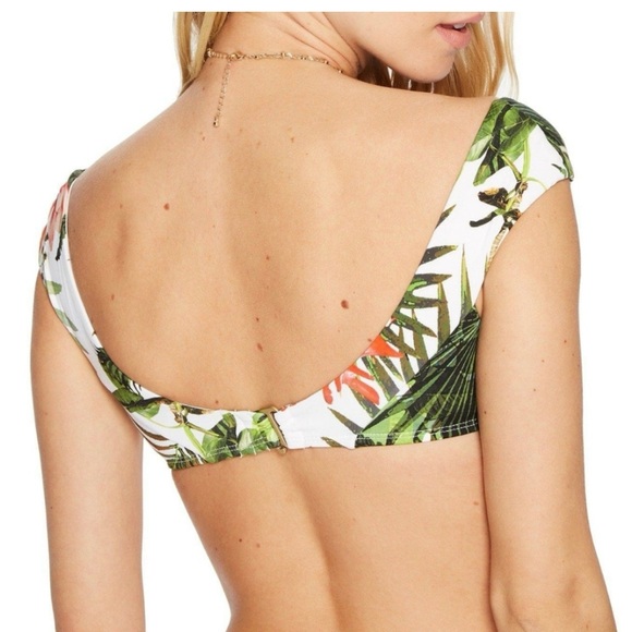 Vitamin A Baja Capri Top and matching Vitamin A Baja 
Bottom size 12/XL/D - Picture 7 of 8